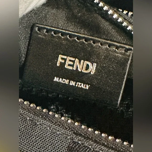 🔥 FENDI BELTBAG BUMBAG CROSSBODY BAG w/ Dust Bag Size W 11” X H 5.5” - Picture 11 of 17